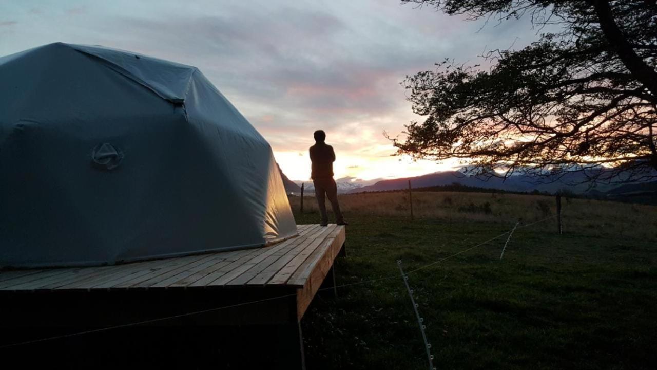 Готель Glamping Patagonia Nativa Rural Койяїке Екстер'єр фото