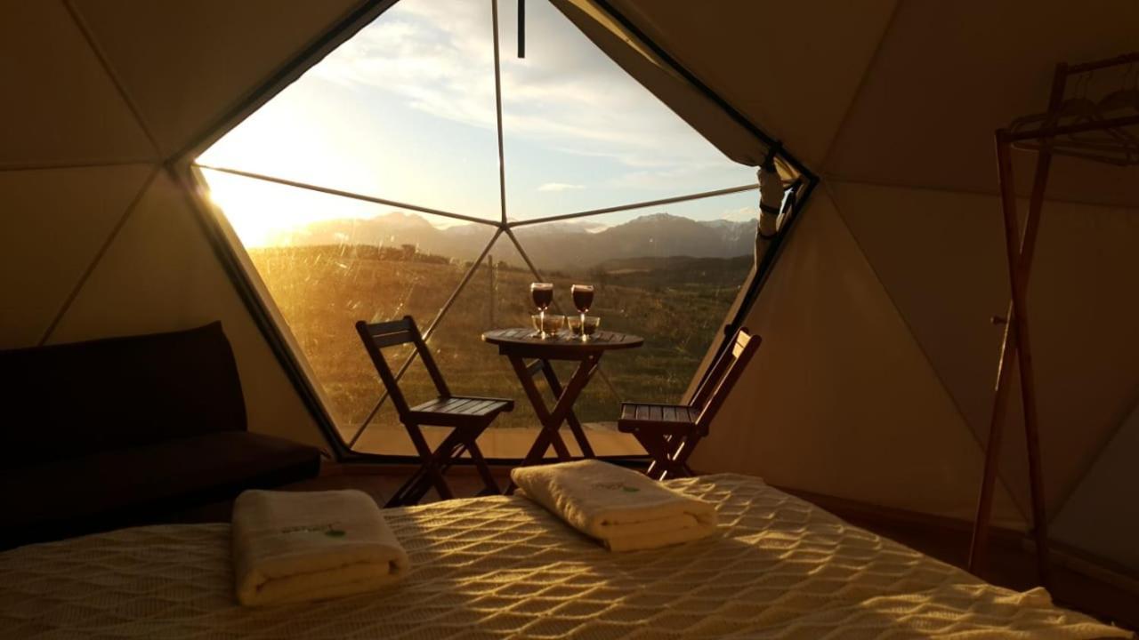 Готель Glamping Patagonia Nativa Rural Койяїке Екстер'єр фото